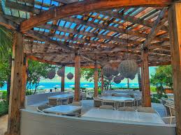 Infiniti Restaurant & Raw Bar thumbnail 4